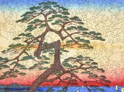 Liberty Puzzles Armor Hanging Pine* Puzzles